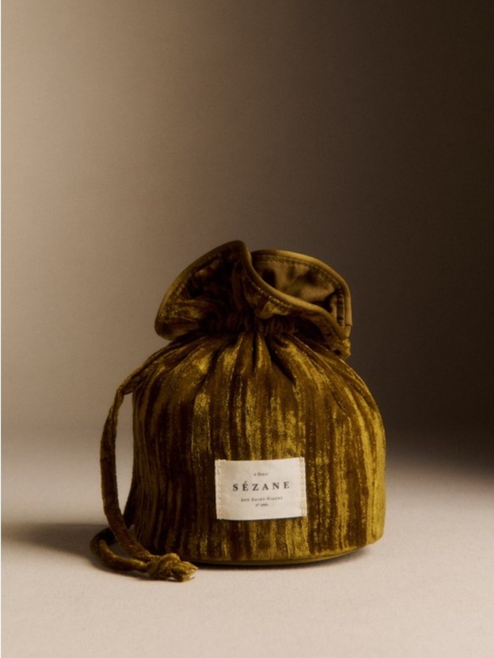 Sézane Embossed Velvet Pouch
